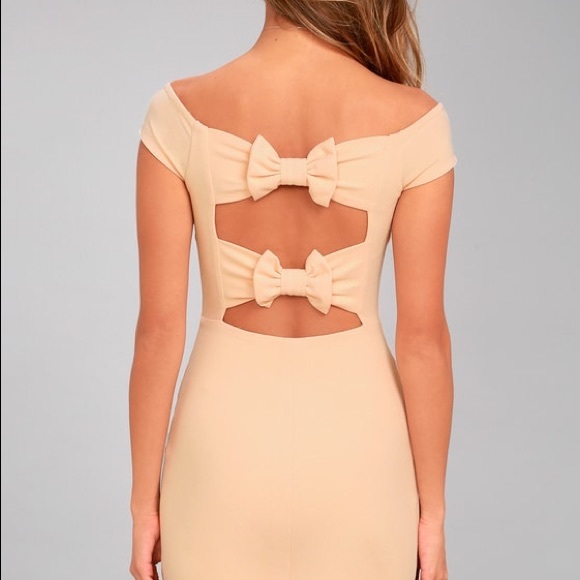 LULU’S Dress 👗 - Picture 3 of 7